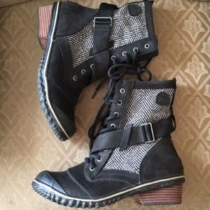 Sorel Slimboot Herringbone Boots Size 9.5